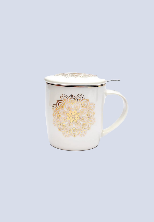 Weiße Teetasse mit goldenem Mandala mit Sieb und Deckel - Marnie's Magic